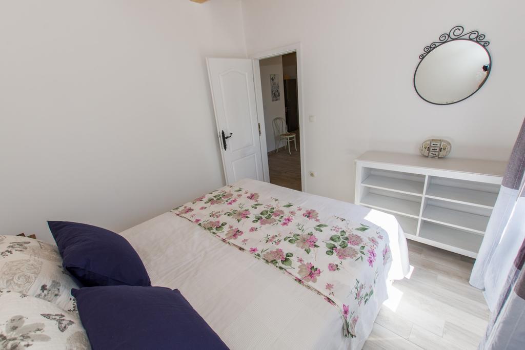 Summer Apartman